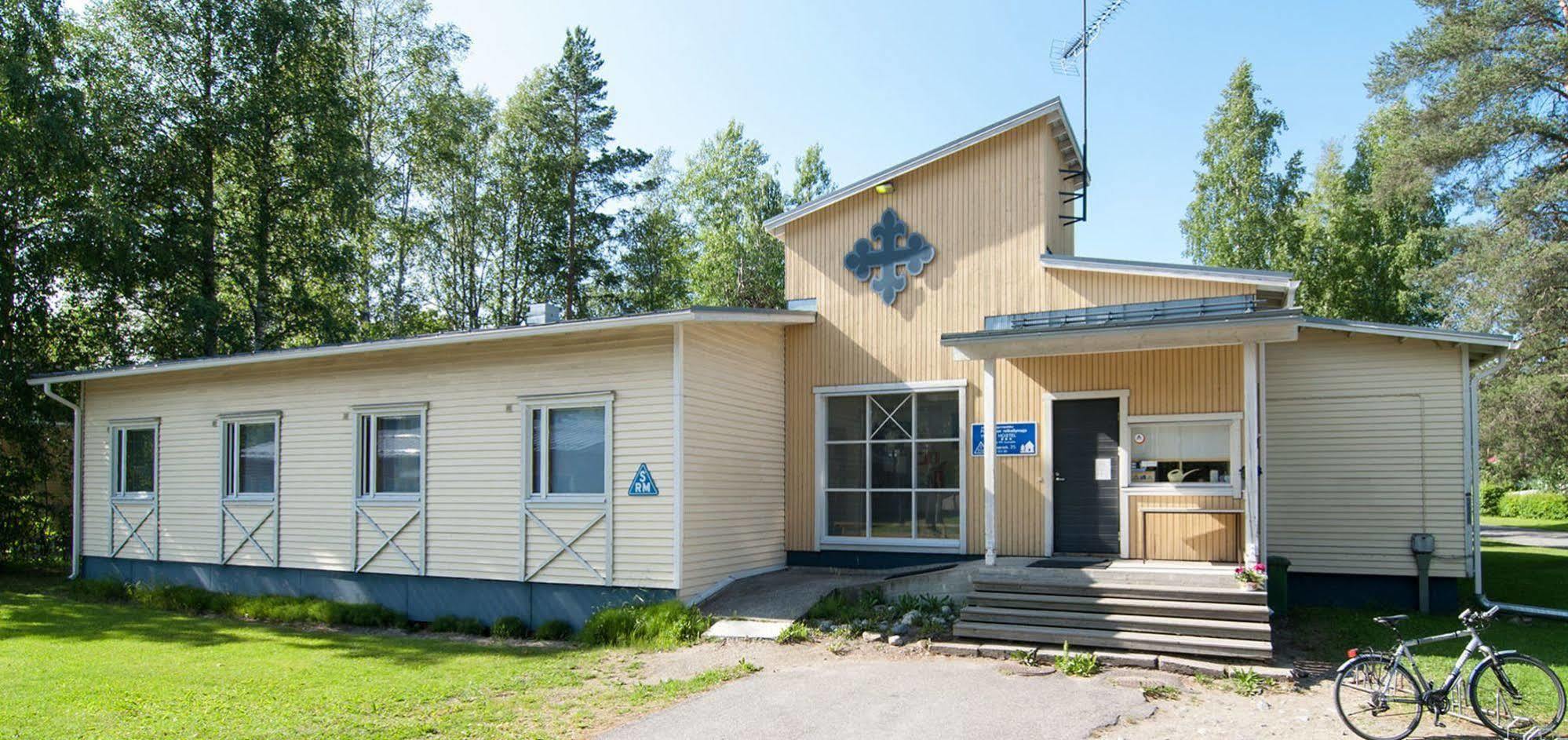 Partiotalon Retkeilymaja - Scouts Hostel Joensuu Exterior foto